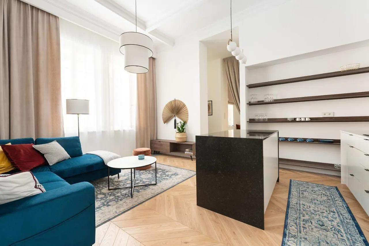 Warsaw Premium Apartment President Palace location